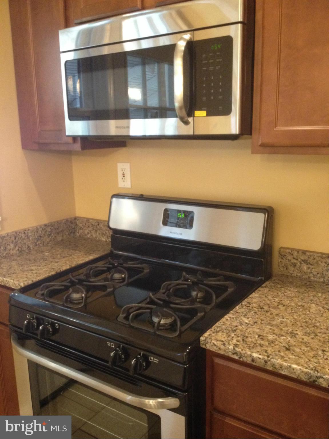 1948 Stanhope Road Dundalk, MD 21222 - Photo 4 of 29 Kitchen