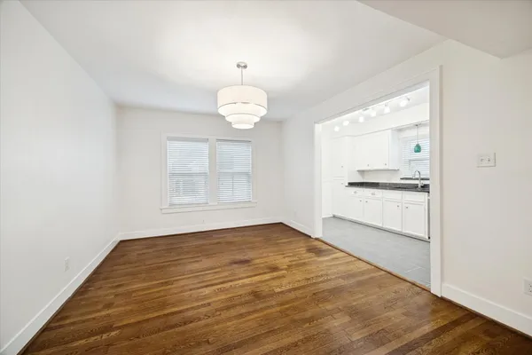 $2,400 | 1937 West McKinney Street, Unit 1937, Houston, TX 77019