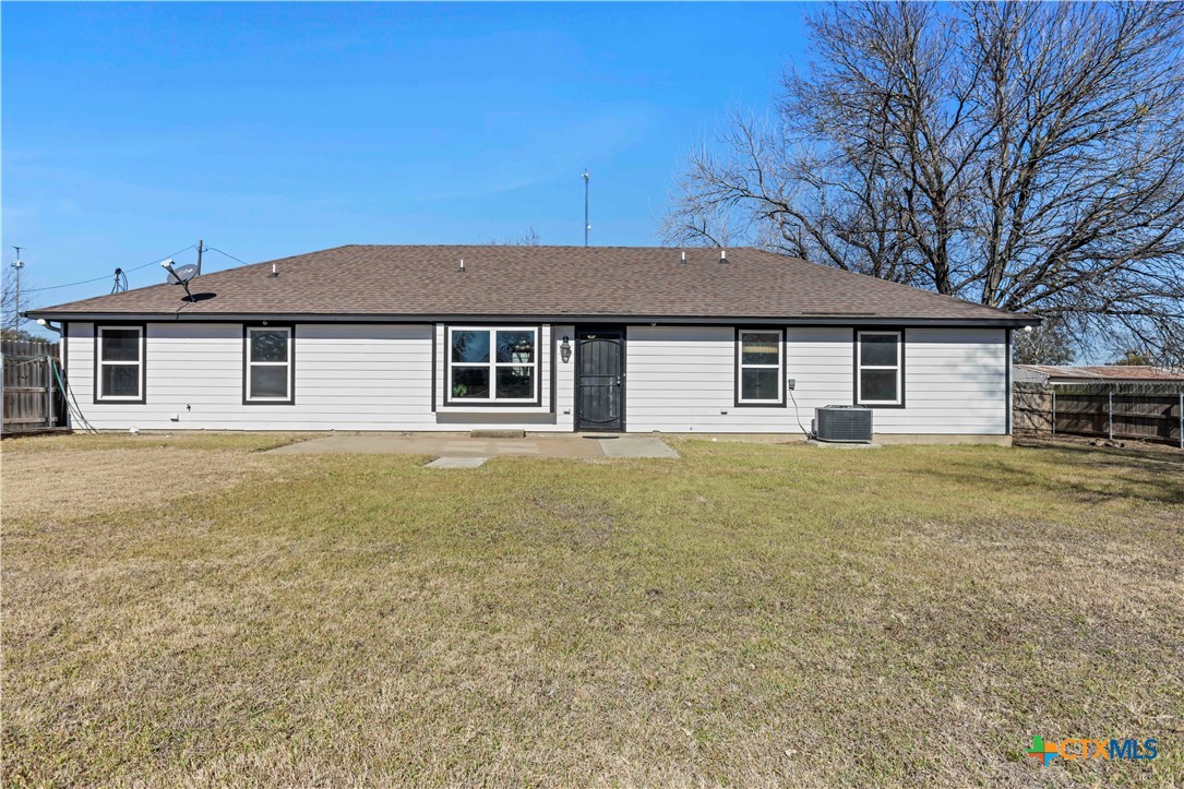 519 Pleasant View Road Troy, TX 76579 - Photo 29 of 33 a front view of a house with a garden