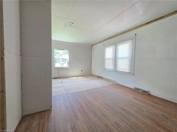 $100,000 | 209 North 6th Avenue, Mayodan, NC 27027