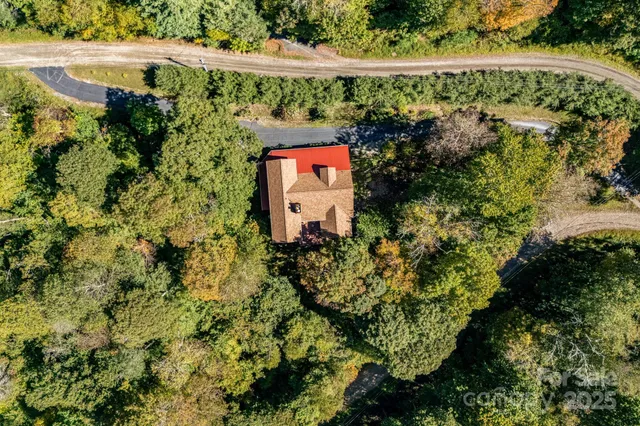 a picture of city view