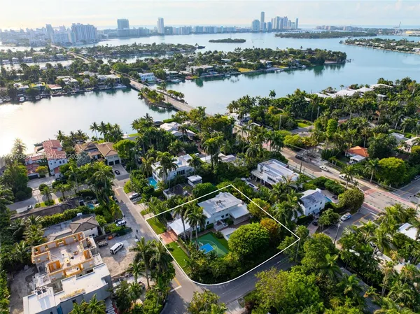 $14,000 | 114 3rd San Marino Terrace, Miami Beach, FL 33139