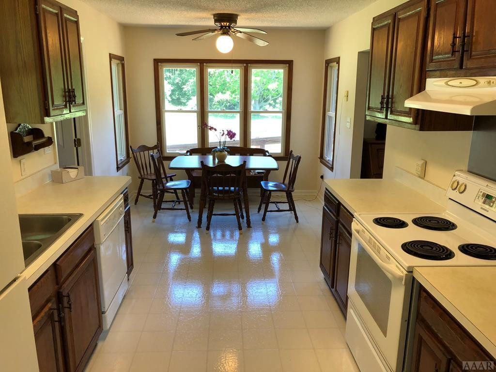 111 Riddle Court Shawboro, NC 27973 - Photo 9 of 20