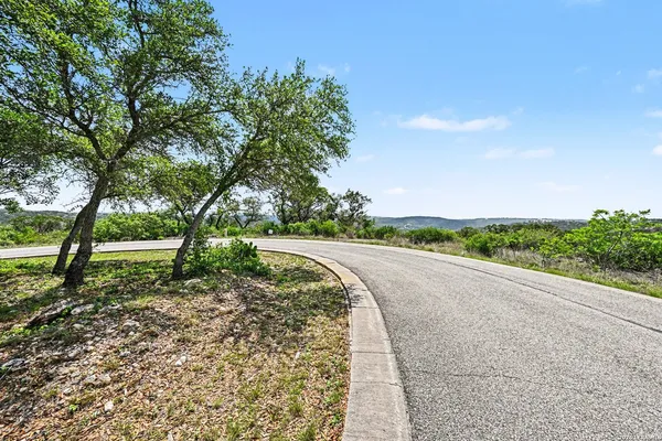 $140,000 | 434 Pr 1751, Mico, TX 78056