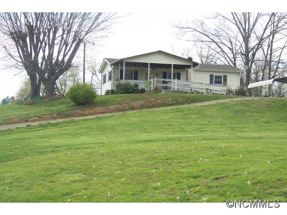 13 Messer Road Canton, NC 28716 - Photo 1 of 16