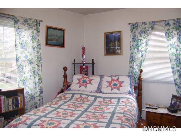 13 Messer Road Canton, NC 28716 - Photo 12 of 16