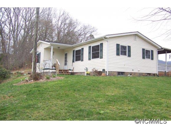 13 Messer Road Canton, NC 28716 - Photo 4 of 16
