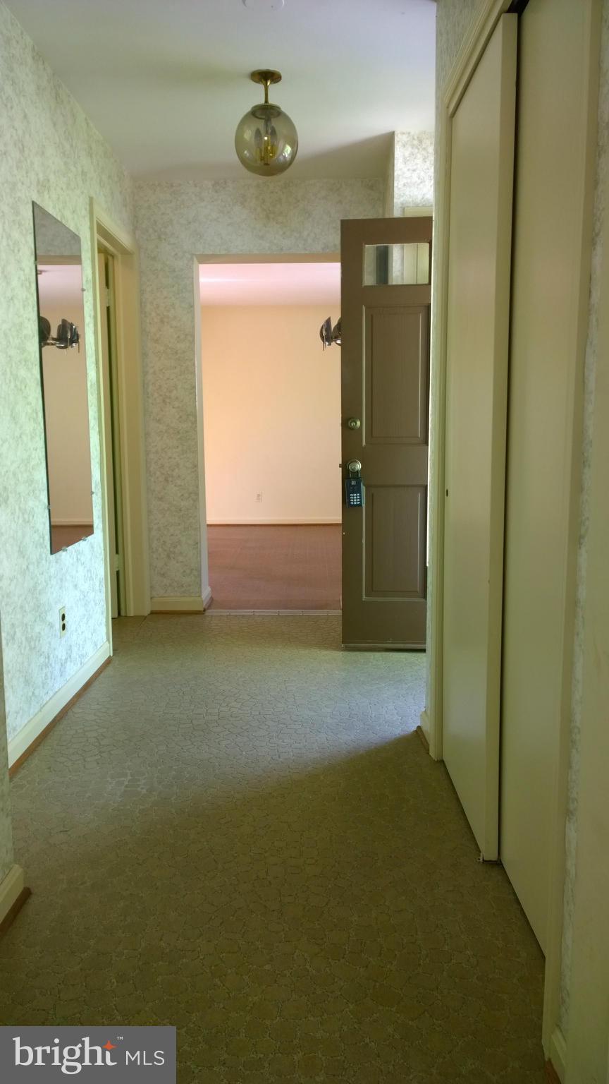 11440 Mapleview Drive Silver Spring, MD 20902 - Photo 2 of 17 Interior (General)