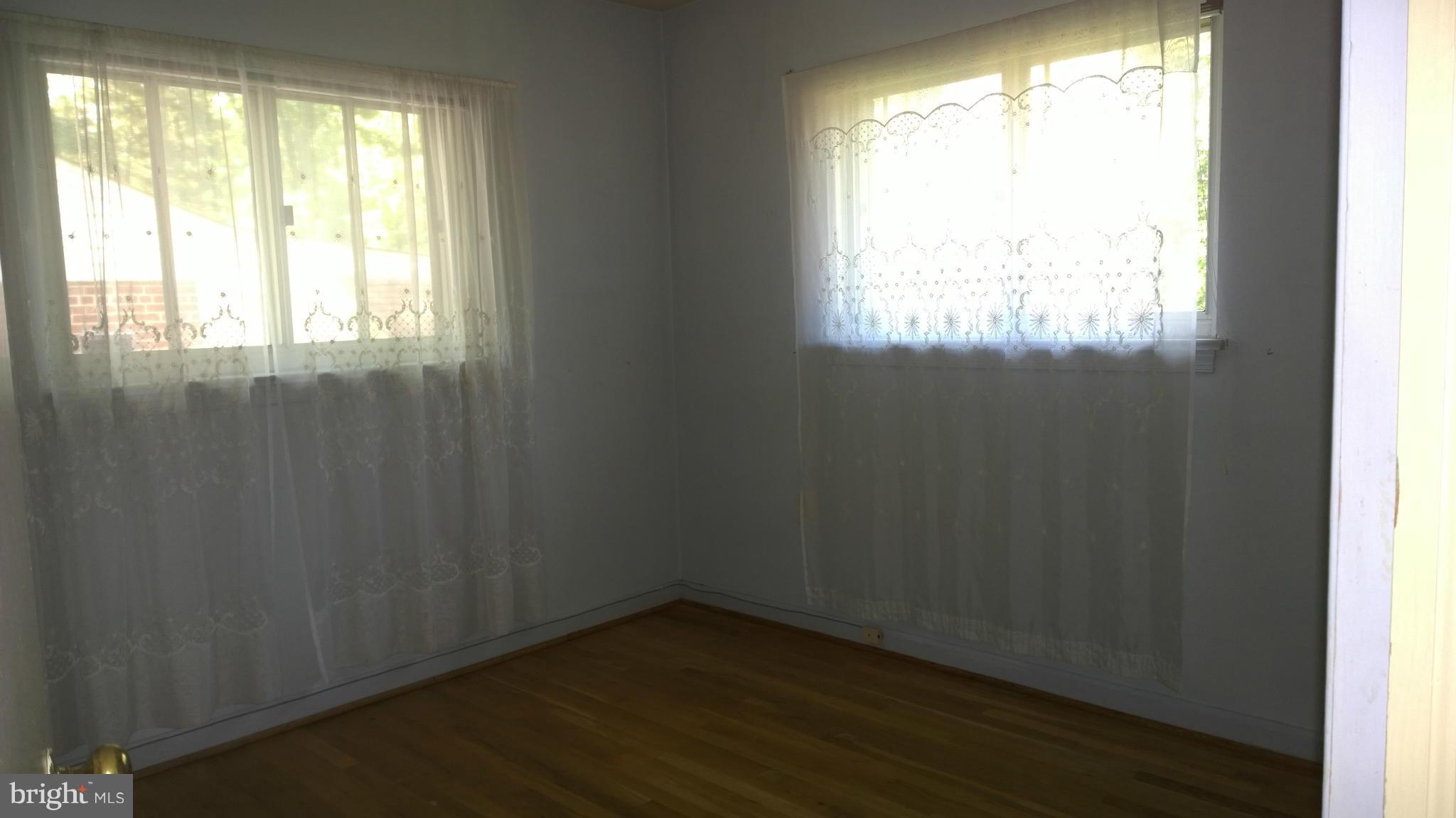 11440 Mapleview Drive Silver Spring, MD 20902 - Photo 11 of 17 Bedroom (Master)