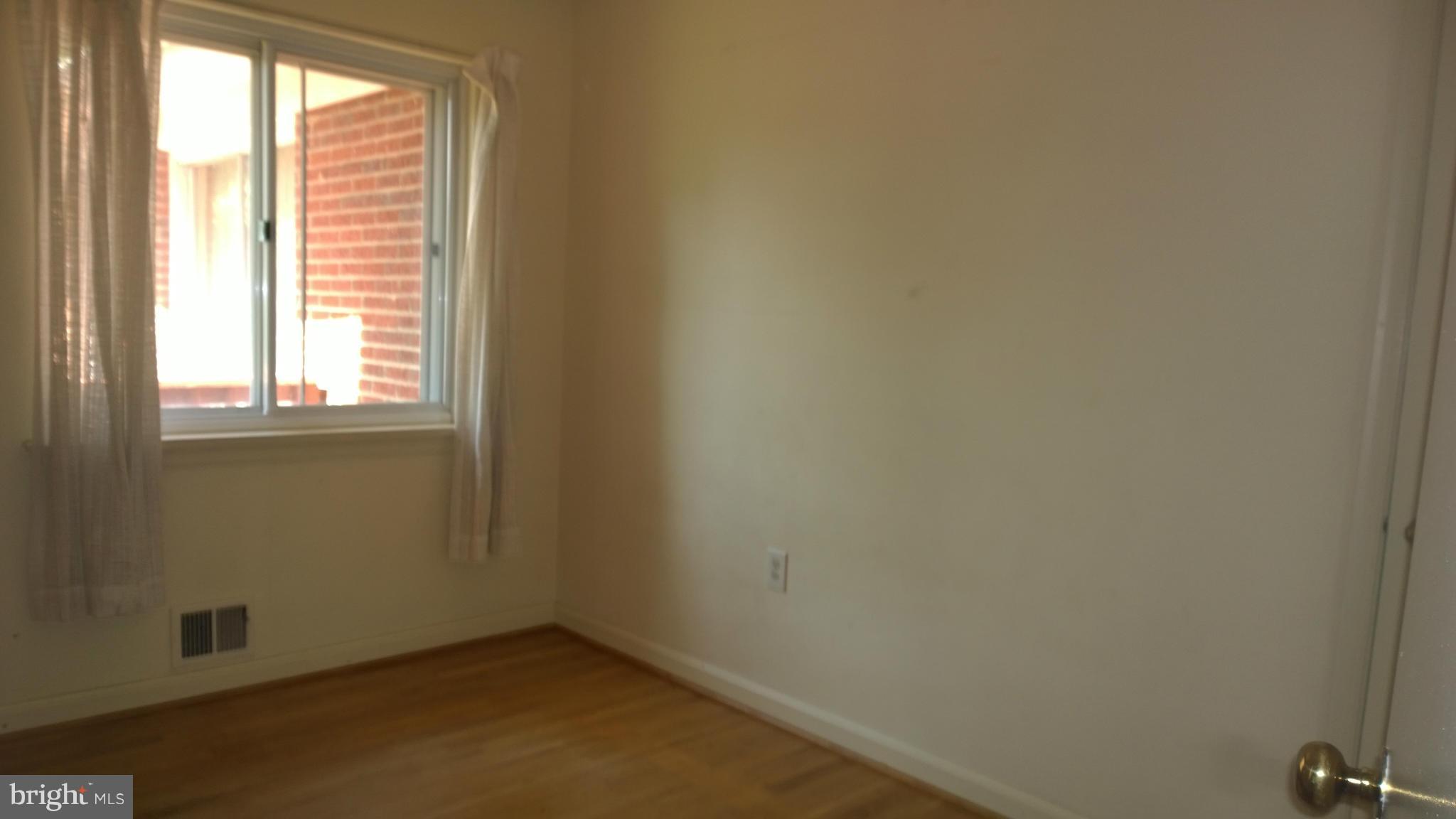 11440 Mapleview Drive Silver Spring, MD 20902 - Photo 12 of 17 Bedroom