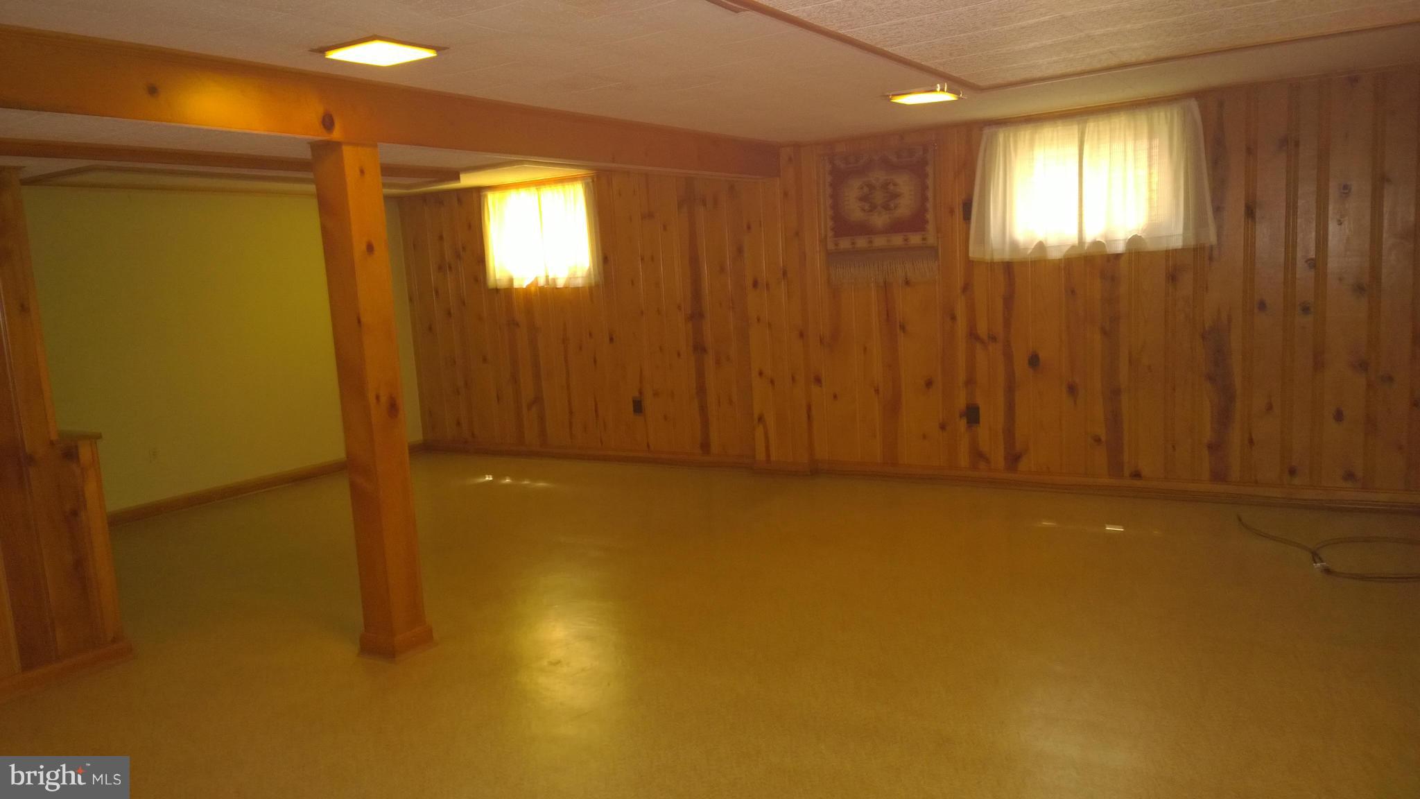 11440 Mapleview Drive Silver Spring, MD 20902 - Photo 14 of 17 Basement