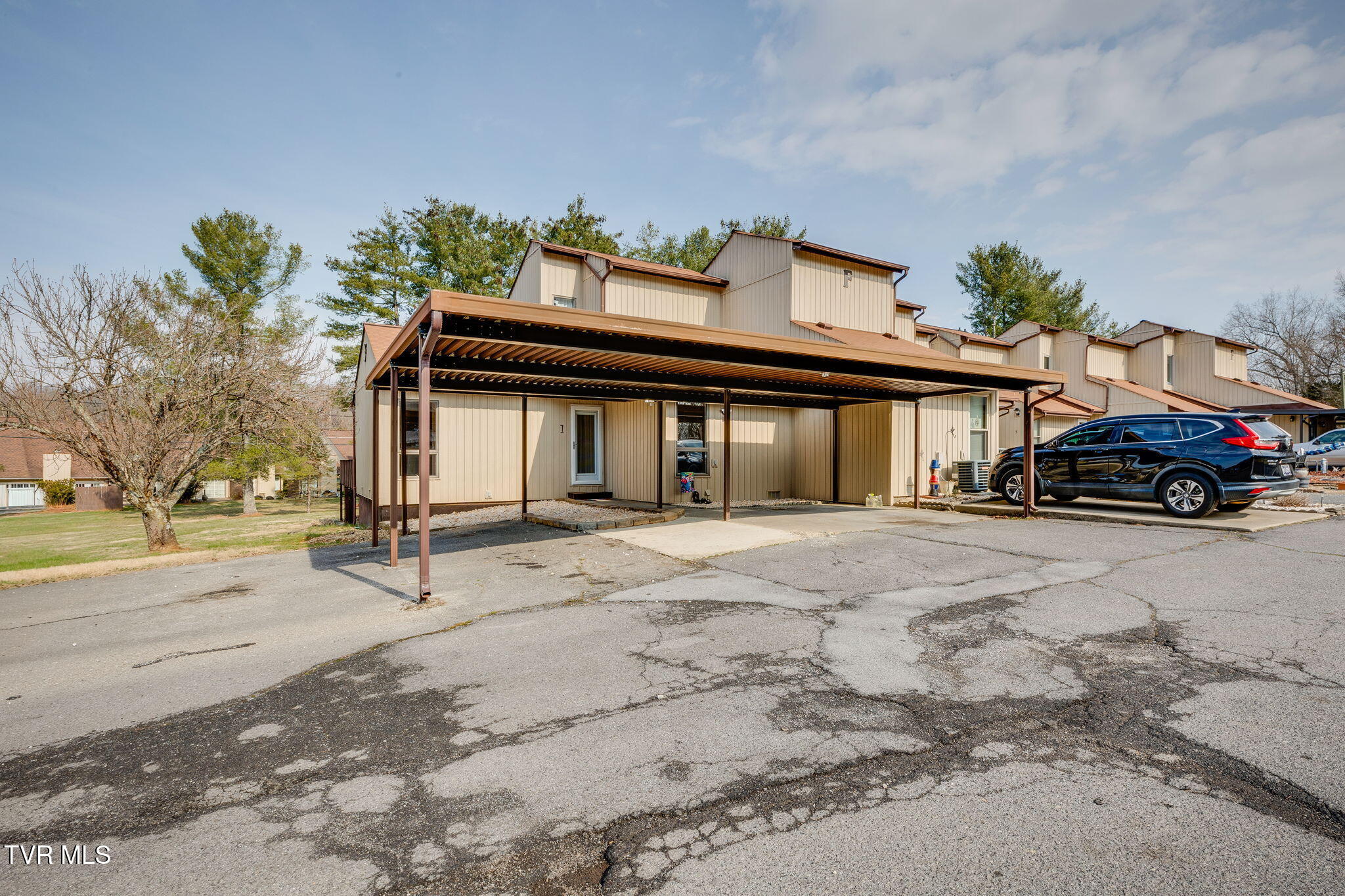 780 Hamilton Road, Unit F1 Blountville, TN 37617 - Photo 1 of 30 001