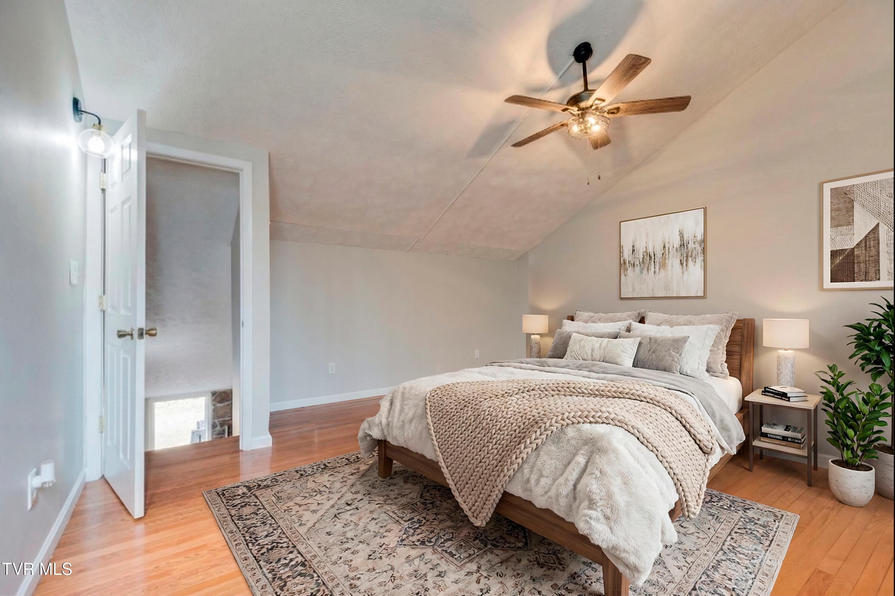 780 Hamilton Road, Unit F1 Blountville, TN 37617 - Photo 23 of 30 780-Hamilton-bedroom1 resize