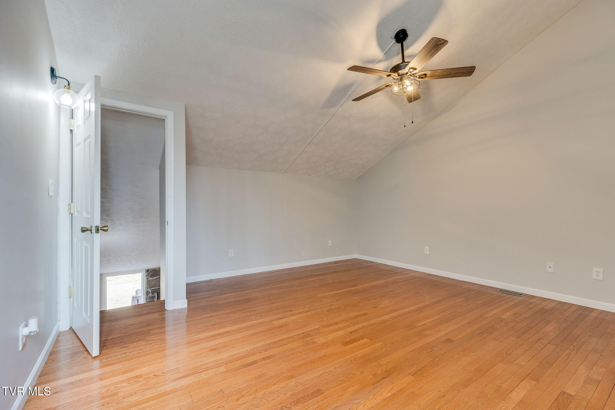 780 Hamilton Road, Unit F1 Blountville, TN 37617 - Photo 24 of 30 020