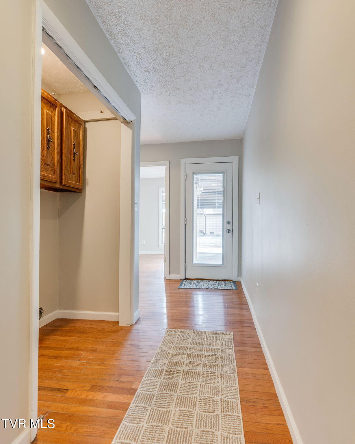 780 Hamilton Road, Unit F1 Blountville, TN 37617 - Photo 5 of 30 004