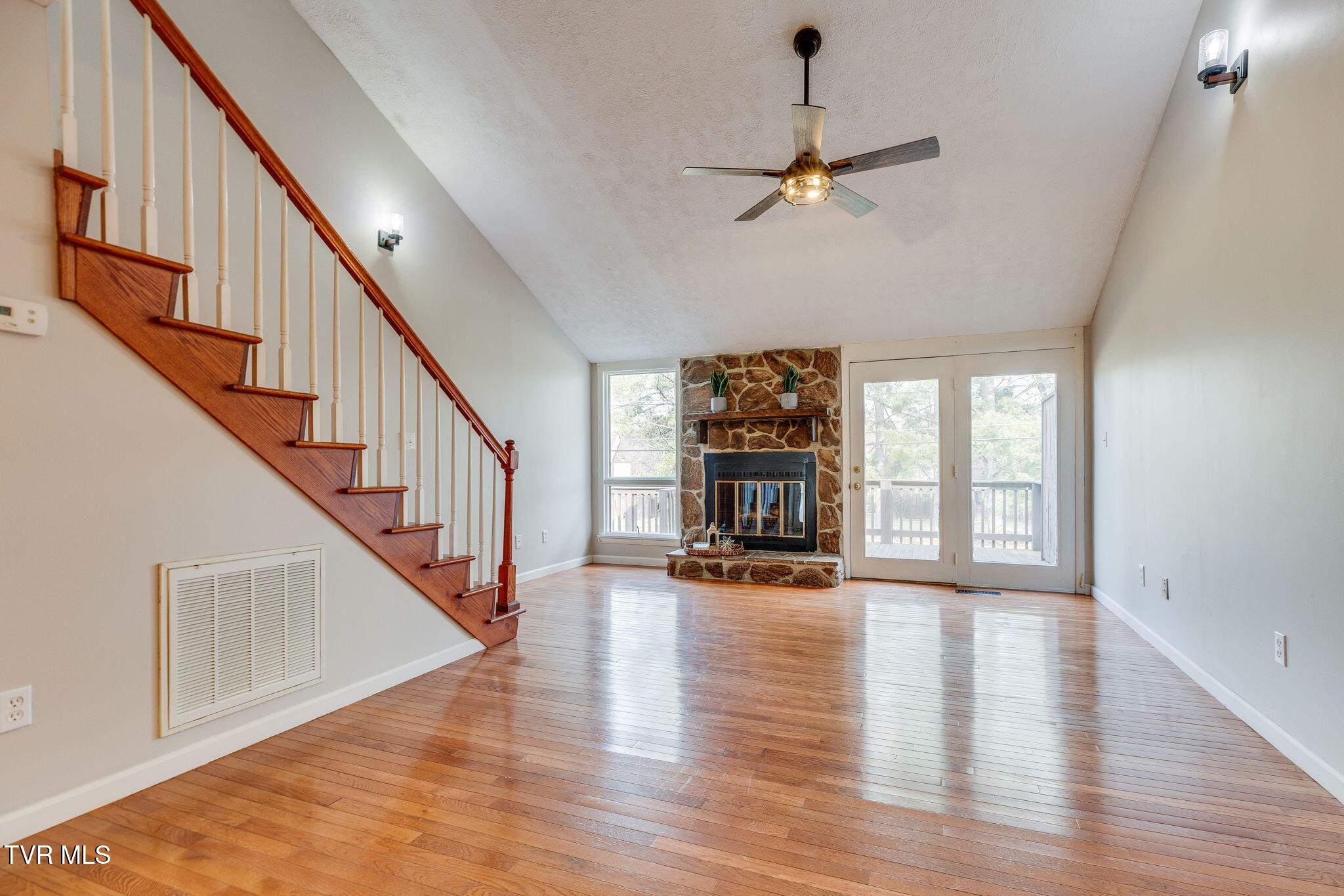 780 Hamilton Road, Unit F1 Blountville, TN 37617 - Photo 7 of 30 005