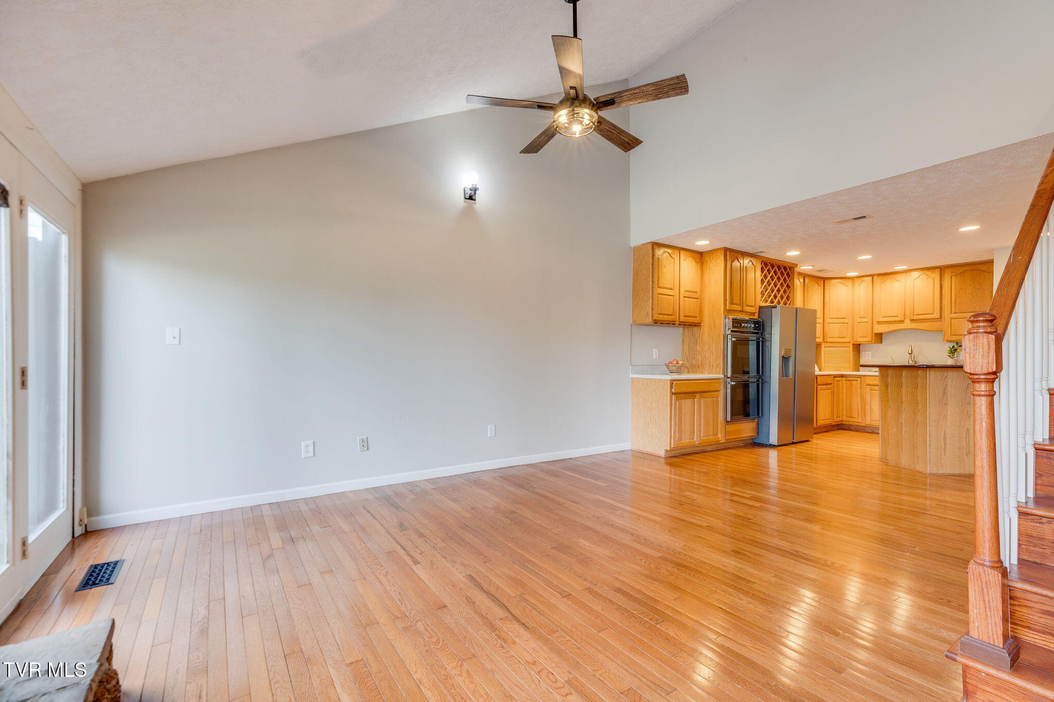 780 Hamilton Road, Unit F1 Blountville, TN 37617 - Photo 9 of 30 007