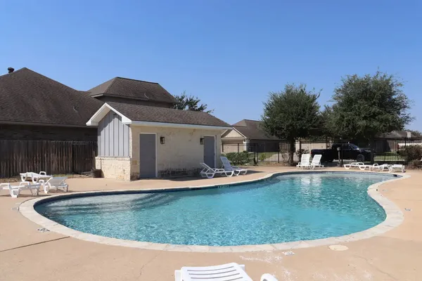 $810 | 3617 Kenyon Drive, College Station, TX 77845