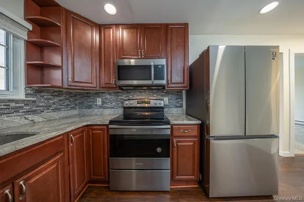 $2,350 | 529 Fox Run Lane, Carmel, NY 10512