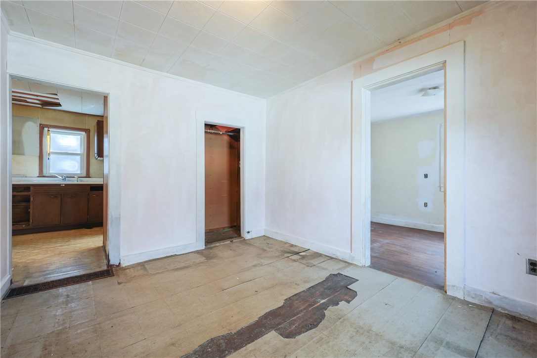 5 Lee's Lane Glocester, RI 02814 - Photo 9 of 14