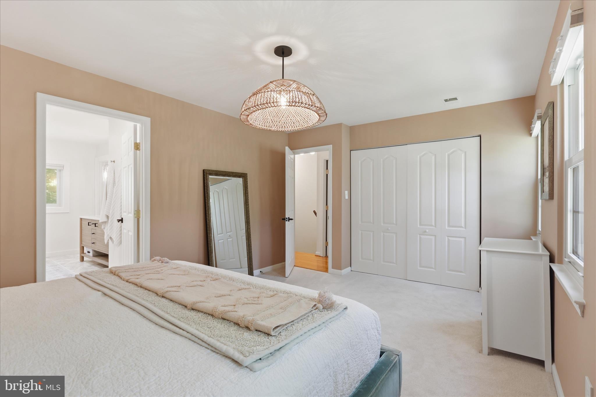 2412 Rosedown Drive Reston, VA 20191 - Photo 18 of 43