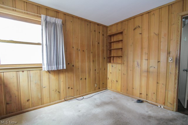 2432 White Road Cleveland, OH 44118 - Photo 18 of 32