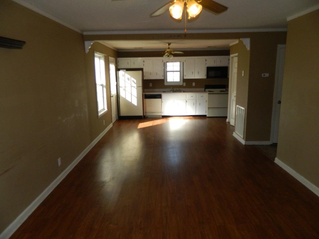 1050 Shadow Ridge Avenue Oak Grove, KY 42262 - Photo 2 of 9