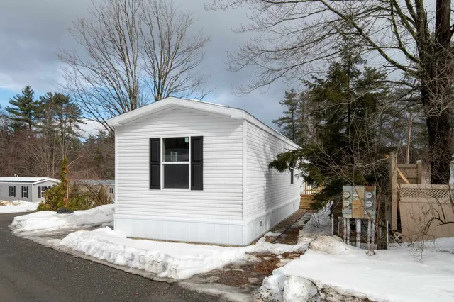 $92,999 | 201 Shady Pines, Westminster, VT 05158