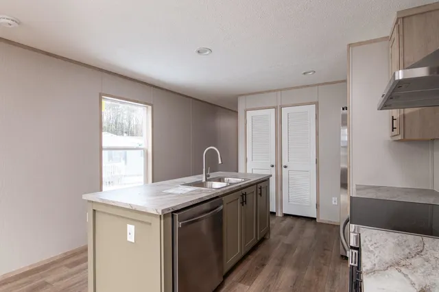 $92,999 | 201 Shady Pines, Westminster, VT 05158