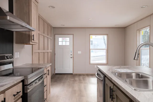 $92,999 | 201 Shady Pines, Westminster, VT 05158