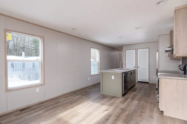 $92,999 | 201 Shady Pines, Westminster, VT 05158