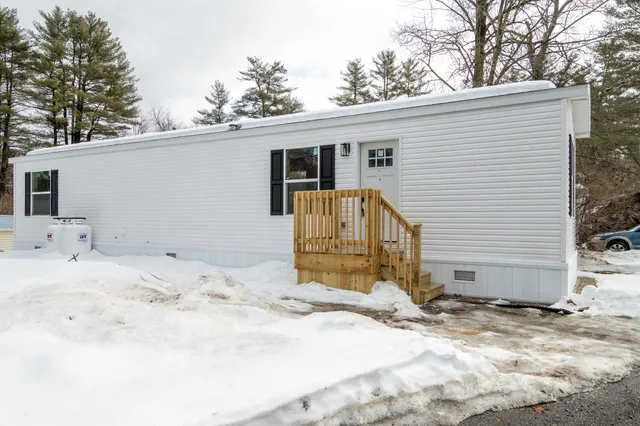 $92,999 | 201 Shady Pines, Westminster, VT 05158