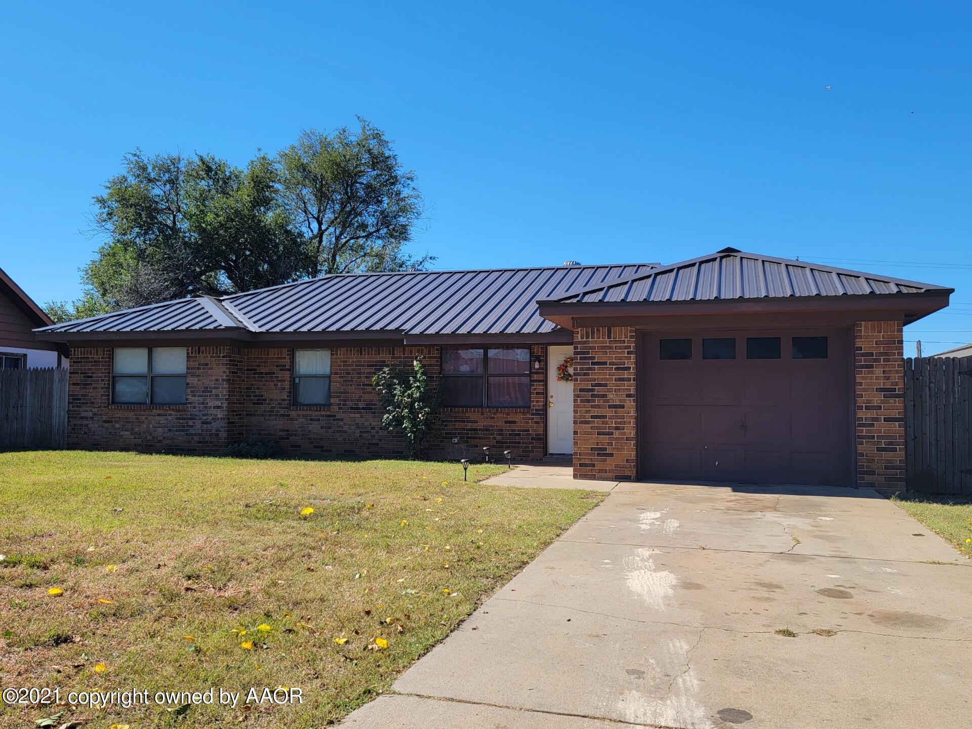 1002 South Ridgeland Avenue Fritch, TX 79036 - Photo 1 of 13 76363