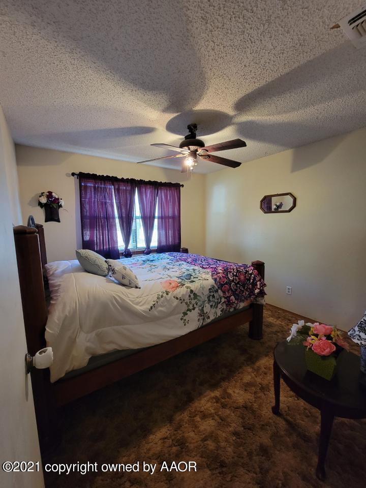 1002 South Ridgeland Avenue Fritch, TX 79036 - Photo 12 of 13 76330