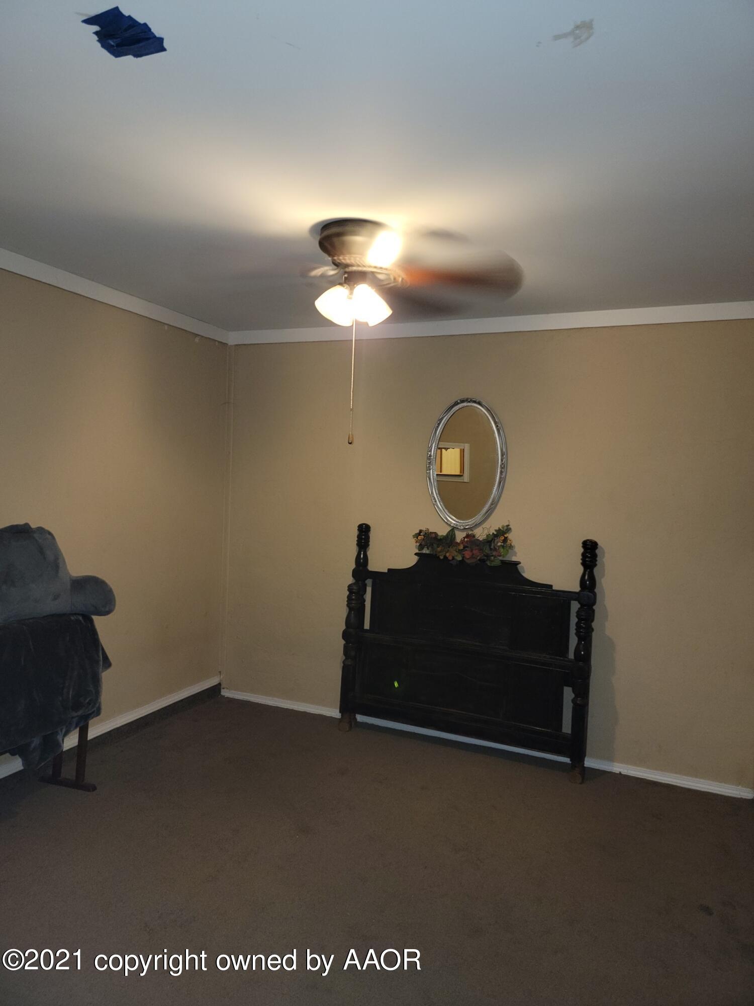1002 South Ridgeland Avenue Fritch, TX 79036 - Photo 10 of 13 76337