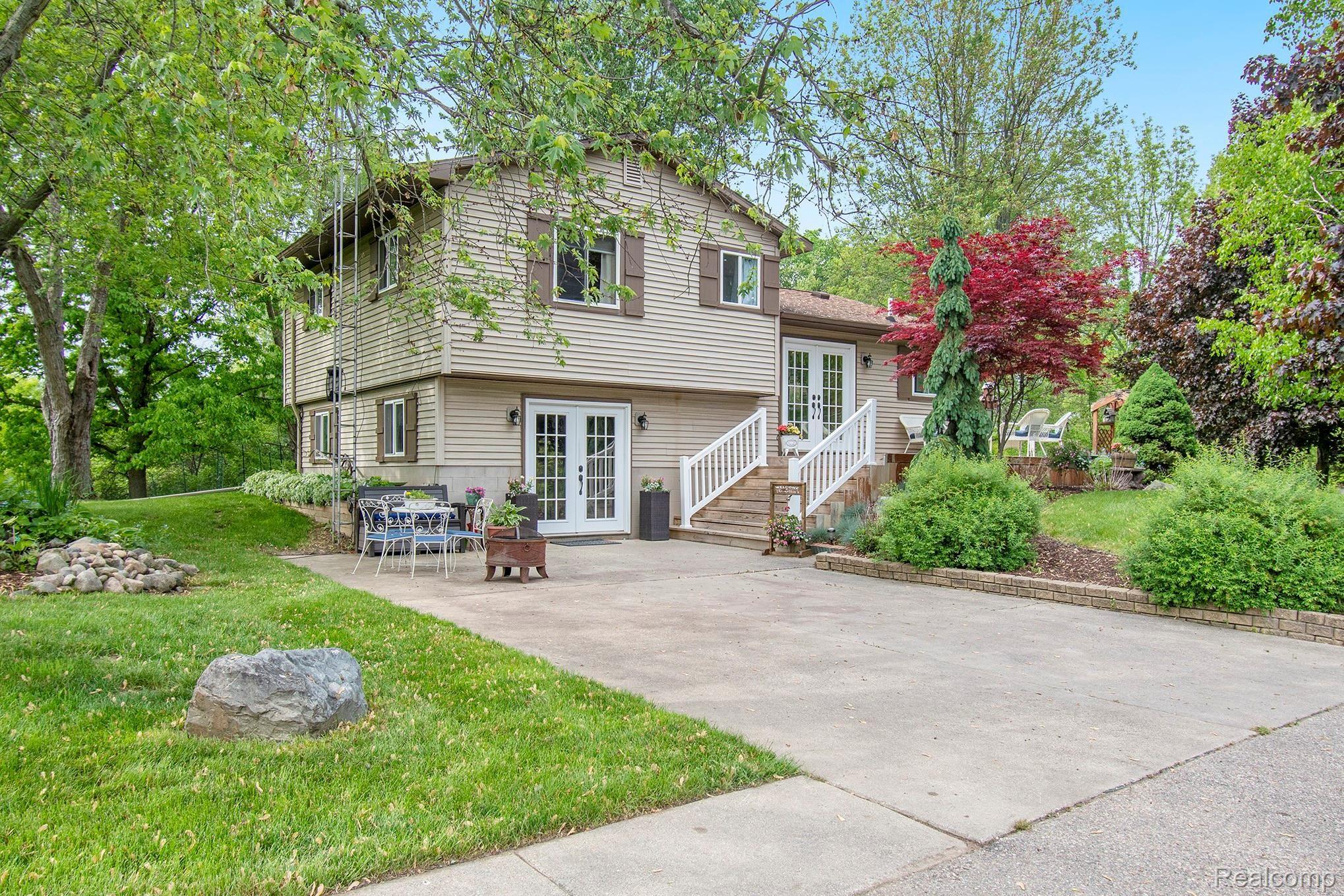 4101 Genesee Road Lapeer, MI 48446 - Photo 4 of 24 4.