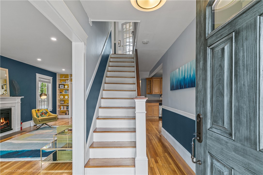 19 Cold Spring Street Providence, RI 02906 - Photo 3 of 50