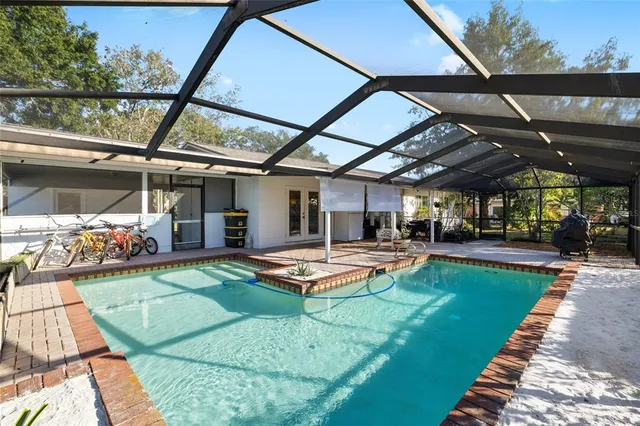 $550,000 | 11006 Carrollwood Drive, Tampa, FL 33618