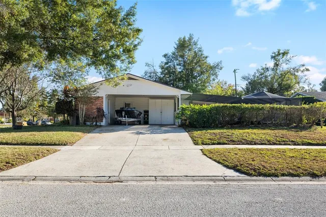 $550,000 | 11006 Carrollwood Drive, Tampa, FL 33618