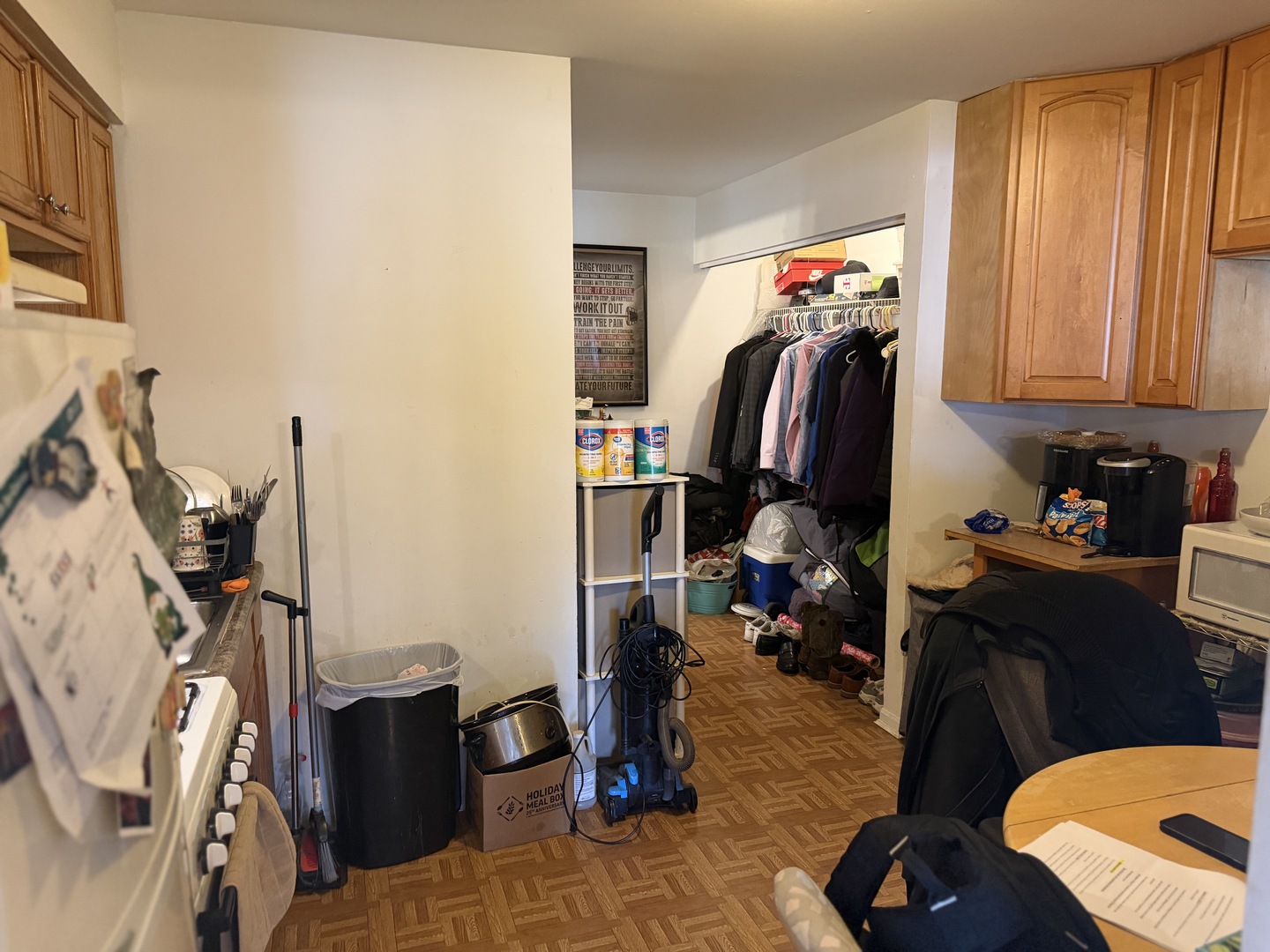 75 Willard Avenue, Unit 4 Elgin, IL 60120 - Photo 6 of 18 a view of a room with gym equipment
