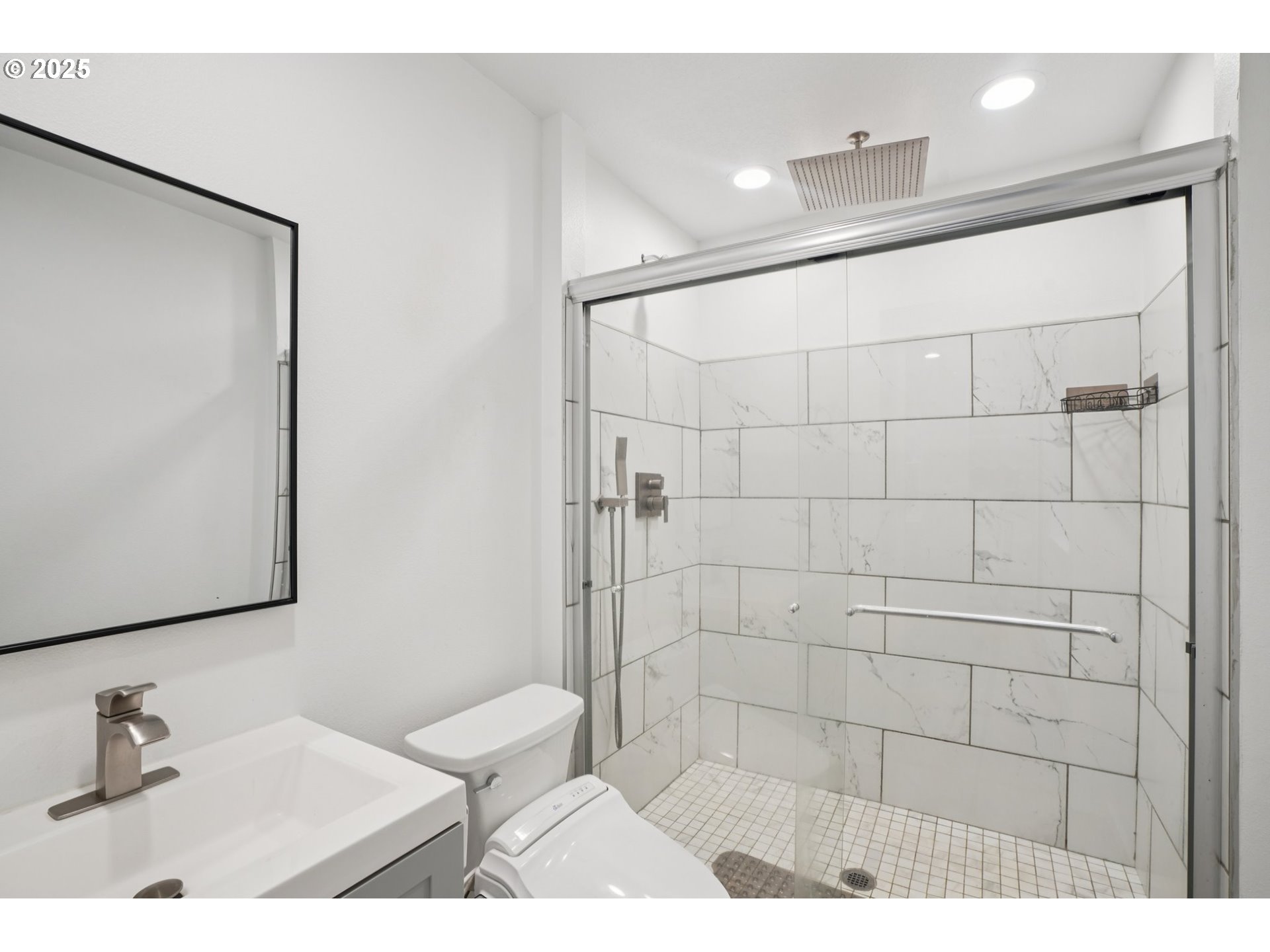 111 Finn Hall Road Woodland, WA 98674 - Photo 17 of 47 a bathroom with a sink and a mirror