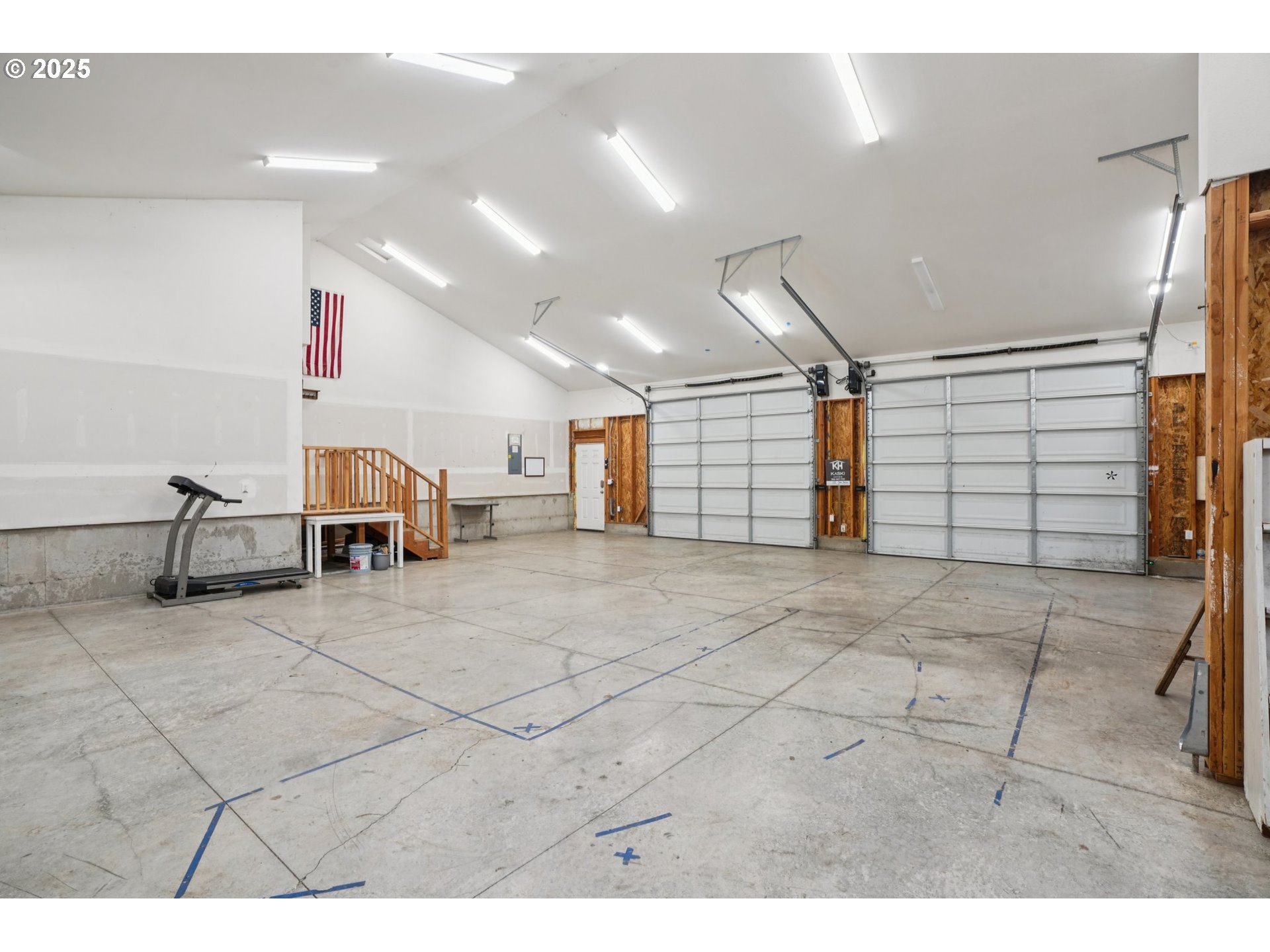 111 Finn Hall Road Woodland, WA 98674 - Photo 34 of 47 a view of a livingroom with storage & utility