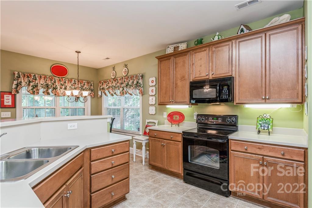 1631 Privette Road Matthews, NC 28105 - Photo 11 of 36 Gallery Image 11