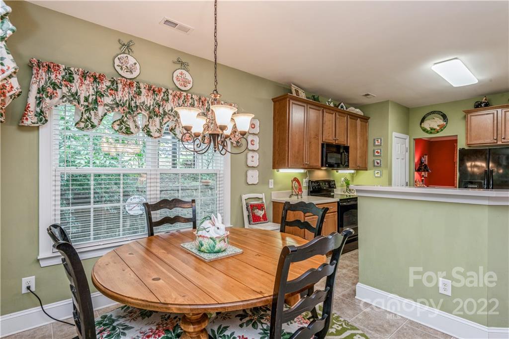 1631 Privette Road Matthews, NC 28105 - Photo 13 of 36 Gallery Image 13