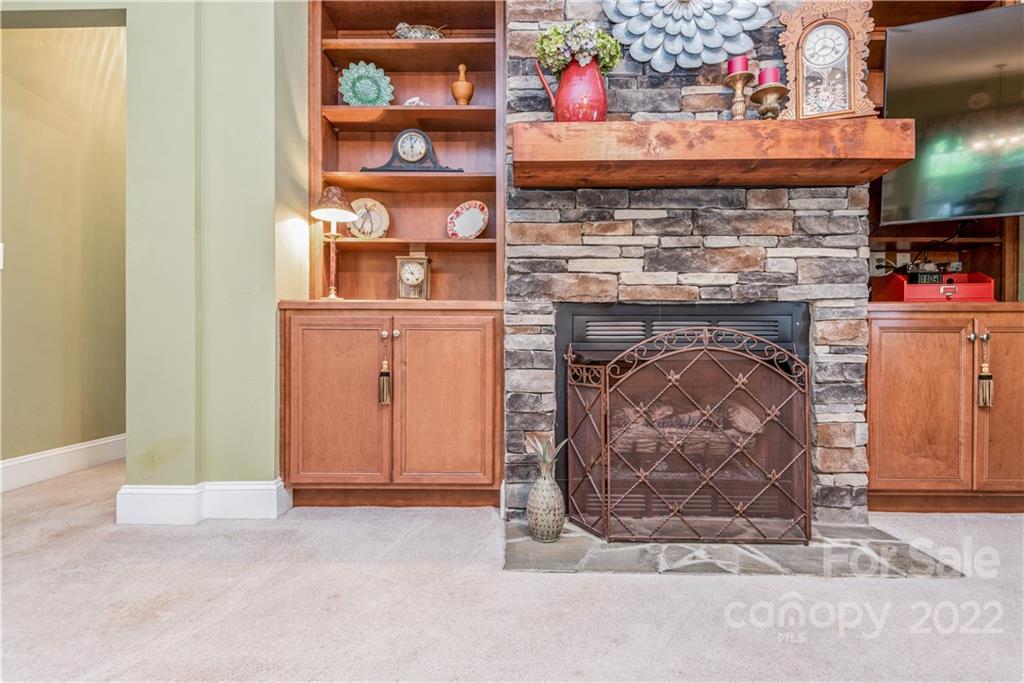 1631 Privette Road Matthews, NC 28105 - Photo 16 of 36 Gallery Image 16