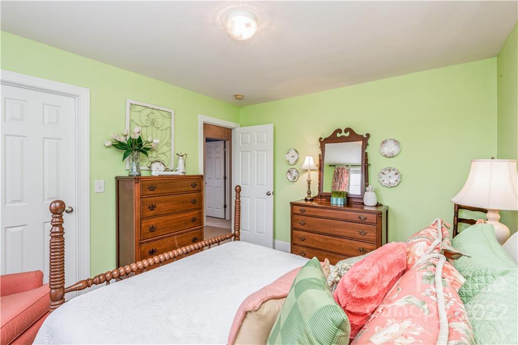 1631 Privette Road Matthews, NC 28105 - Photo 28 of 36 Gallery Image 28
