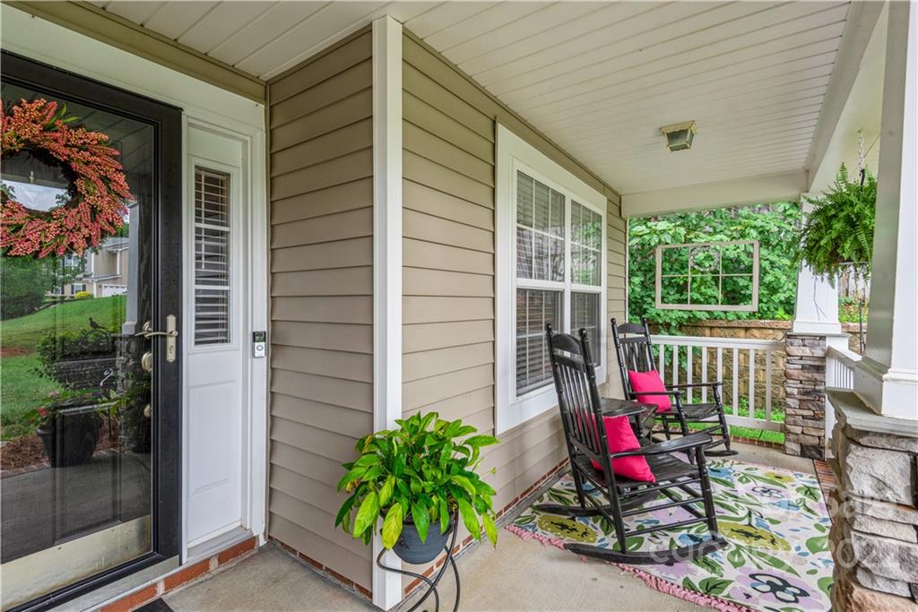 1631 Privette Road Matthews, NC 28105 - Photo 3 of 36 Gallery Image 3