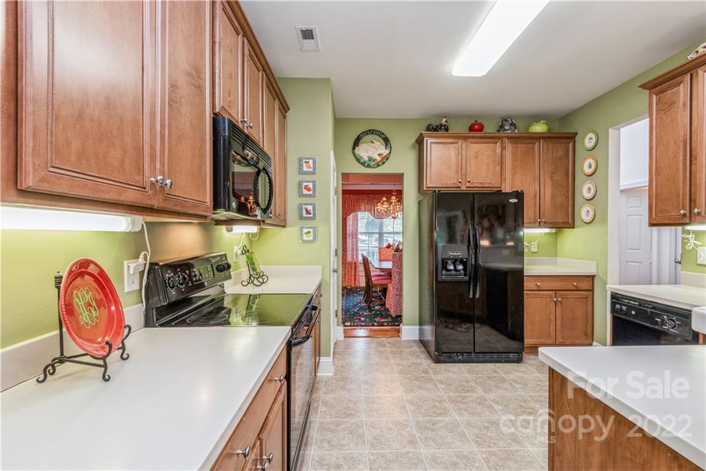1631 Privette Road Matthews, NC 28105 - Photo 10 of 36 Gallery Image 10