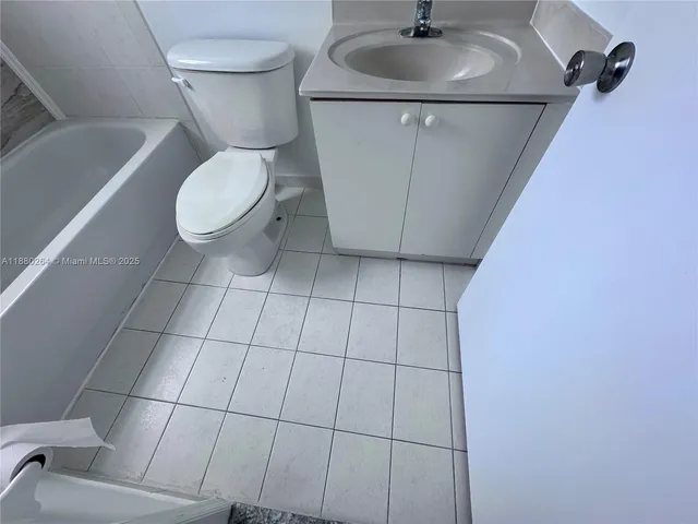 $1,950 | 1631 Southeast 30th Street, Unit 1631, Homestead, FL 33035