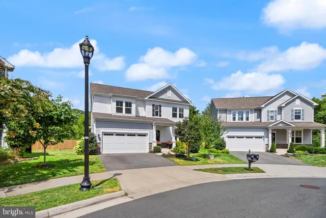 $999,900 | 125 Dizerega Court, Leesburg, VA 20175